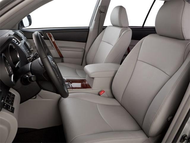 2013 Toyota Highlander FWD 4dr I4 Plus (Natl)