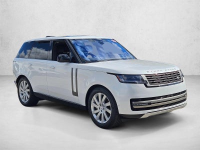 2023 Land Rover Range Rover P400 SE SWB