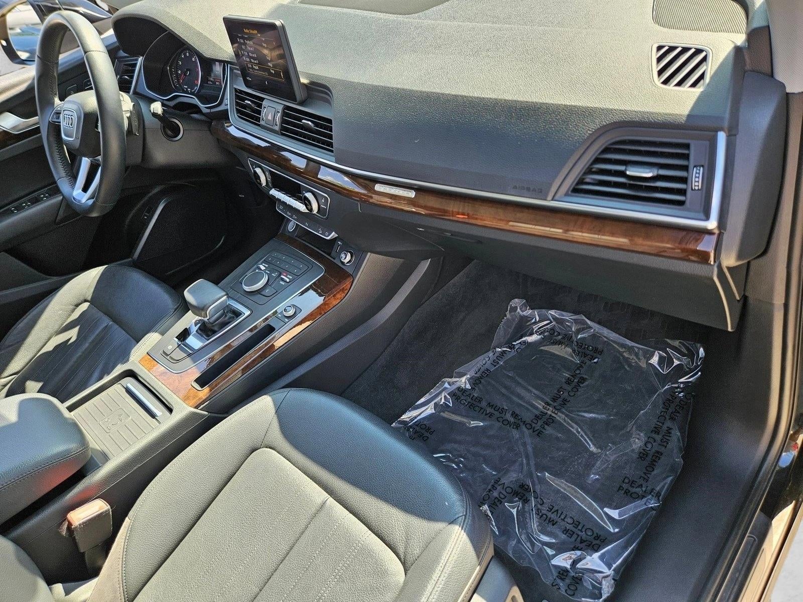 2020 Audi Q5 Premium 45 TFSI quattro