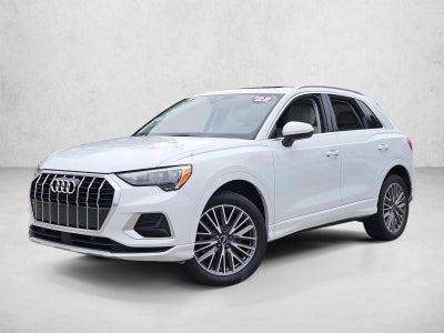 2022 Audi Q3 Premium 40 TFSI quattro