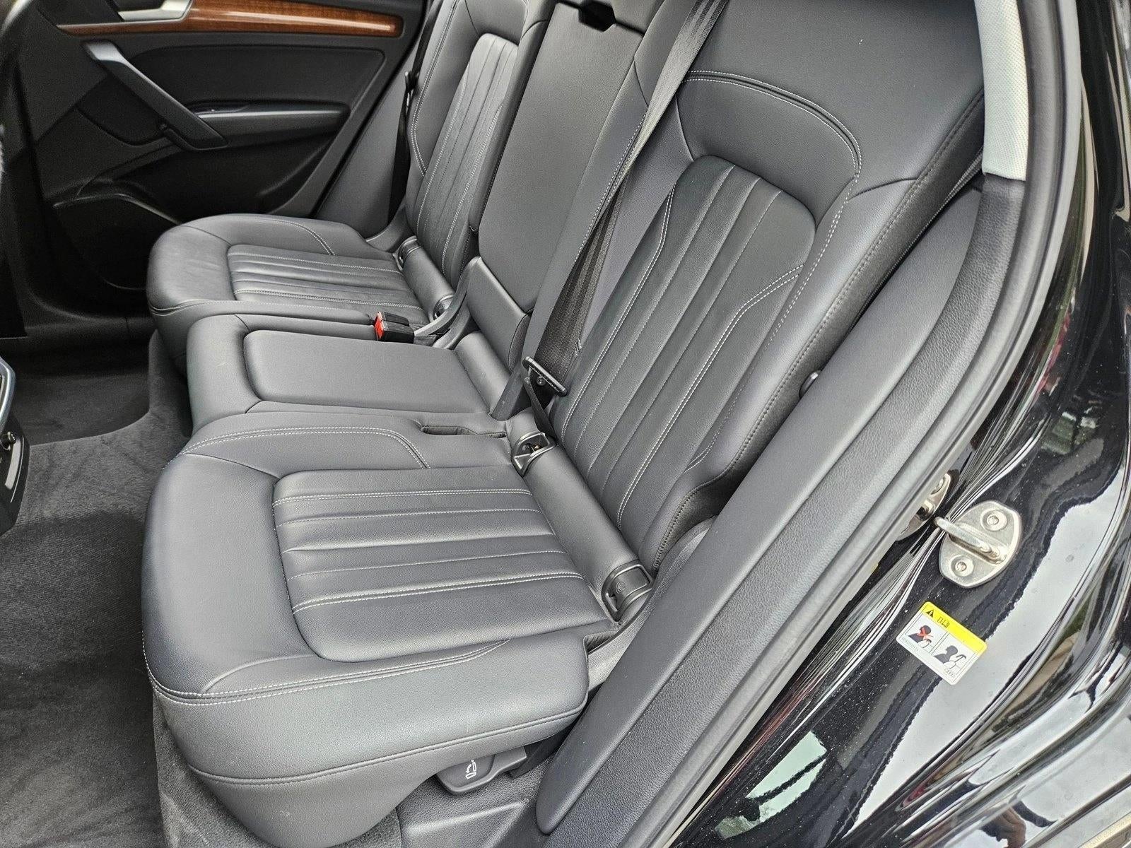 2022 Audi Q5 S line Premium 45 TFSI quattro