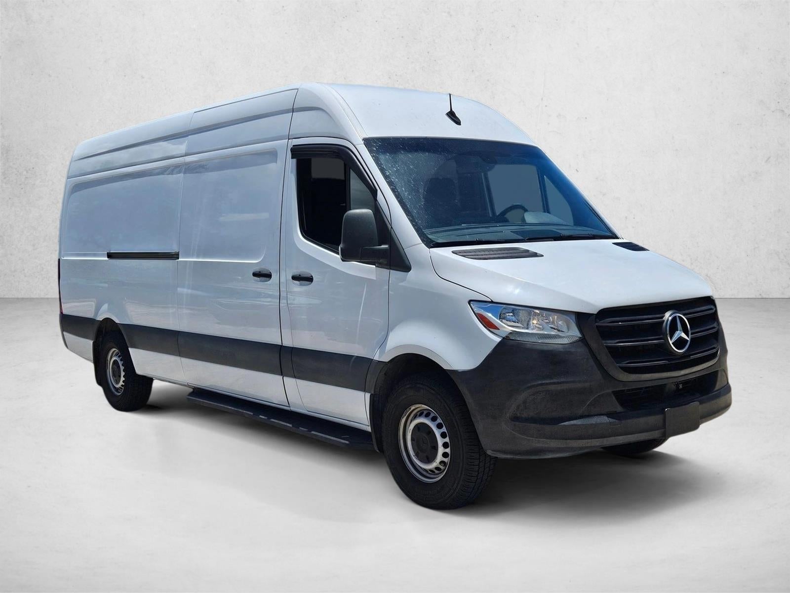 2019 Mercedes-Benz Sprinter Cargo Van 2500 High Roof I4 170" RWD