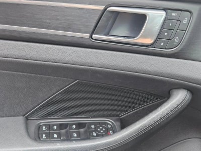 2023 Porsche Panamera Platinum Edition RWD