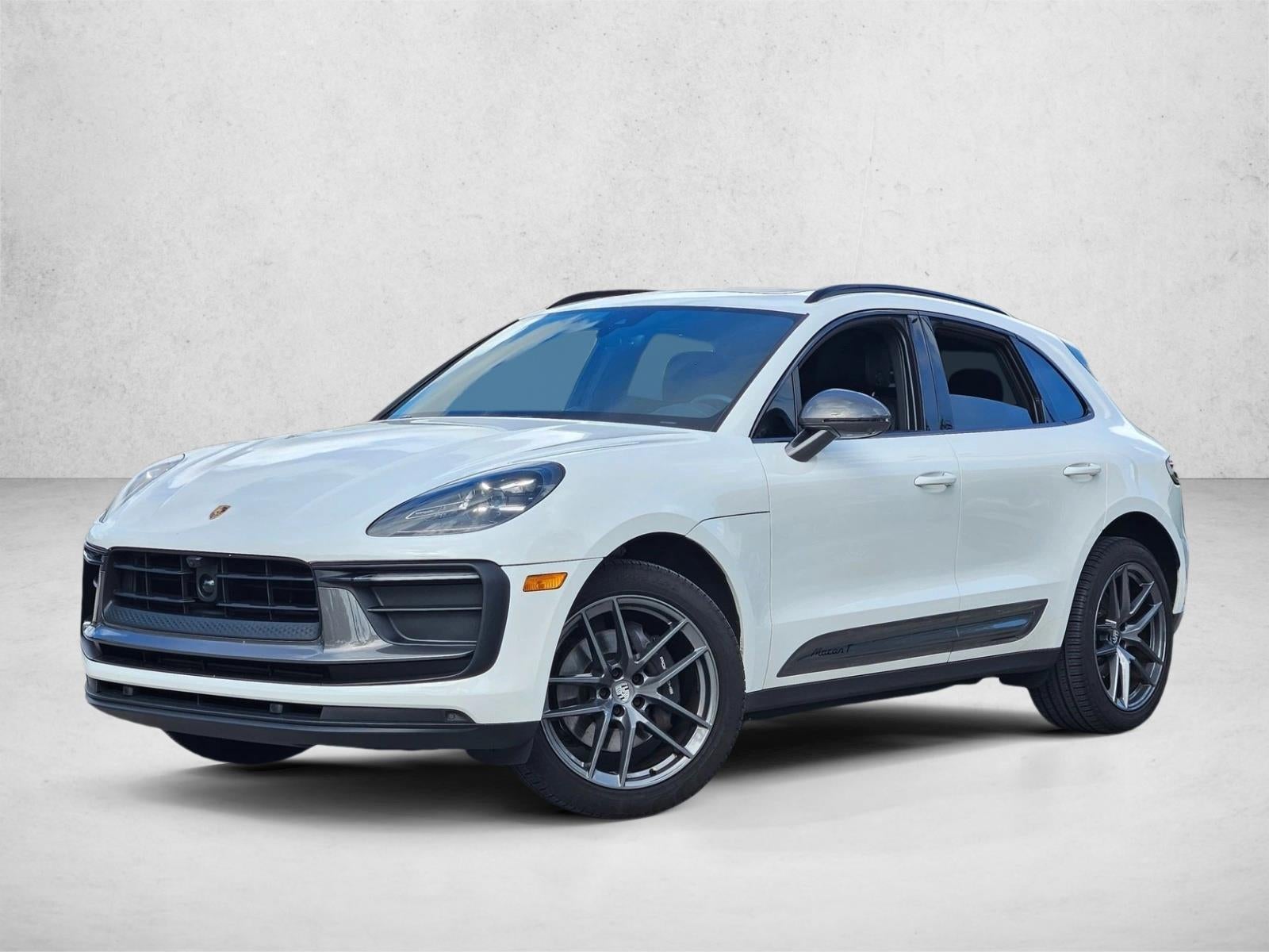 2025 Porsche Macan T AWD