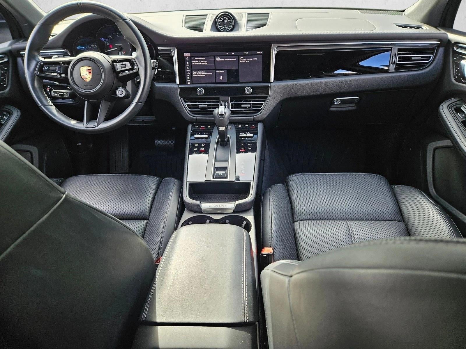 2025 Porsche Macan T AWD