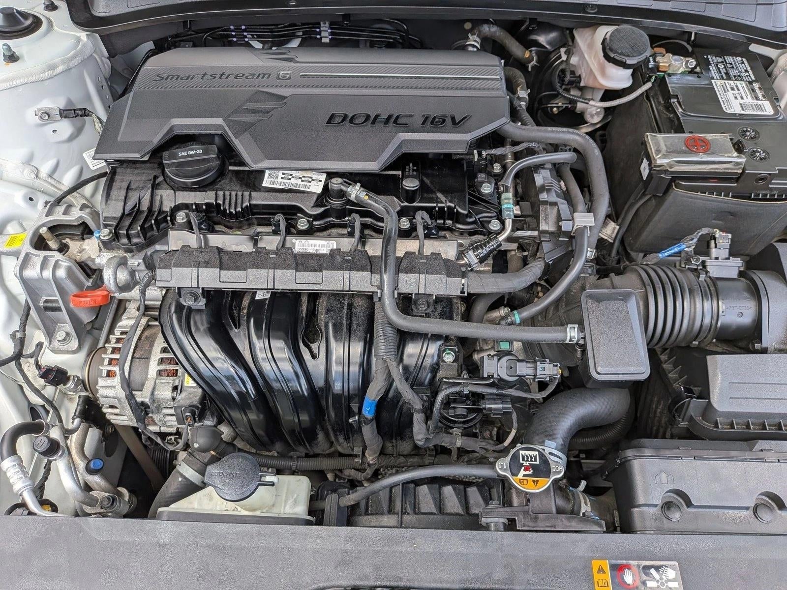 2021 Hyundai ELANTRA Limited IVT