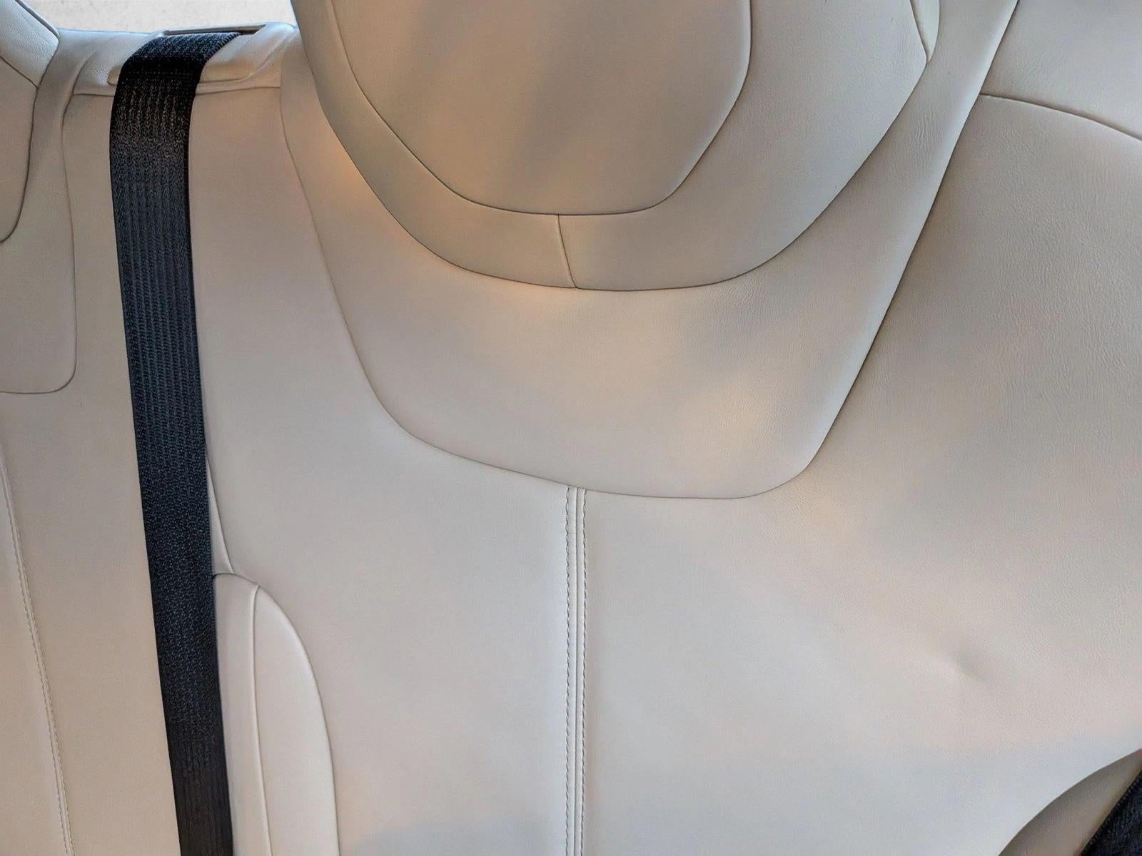 2016 Tesla Model S 4dr Sdn AWD 90D