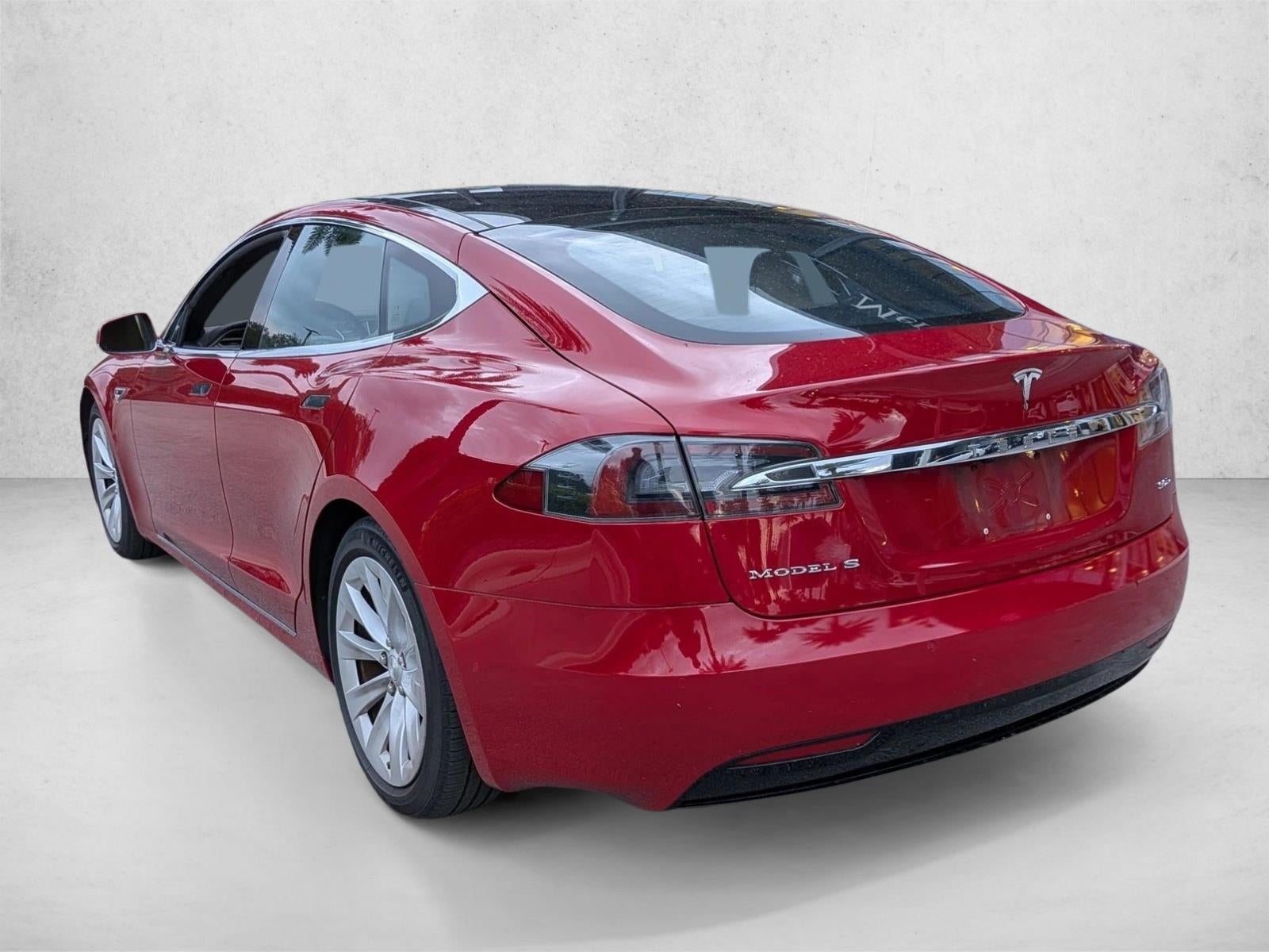2016 Tesla Model S 4dr Sdn AWD 90D