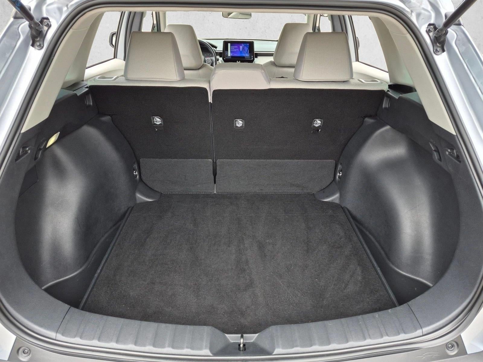 2025 Toyota Corolla Cross L 2WD (Natl)