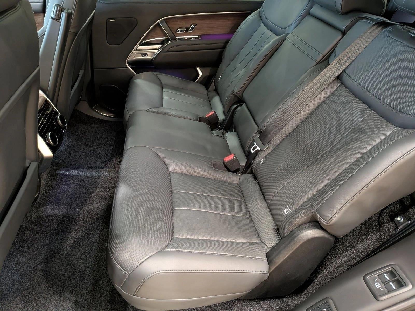 2023 Land Rover Range Rover P400 SE LWB 7 Seat
