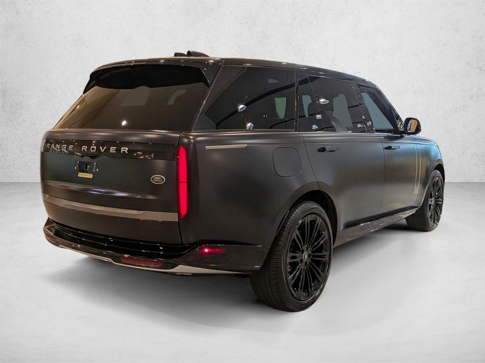 2023 Land Rover Range Rover P400 SE LWB 7 Seat