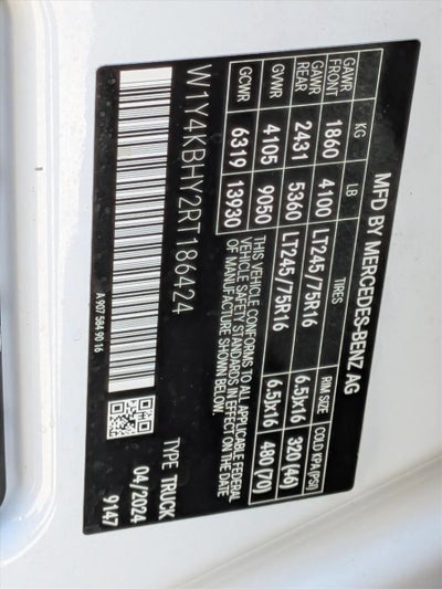 2024 Mercedes-Benz Sprinter Cargo Van 2500 Standard Roof I4 Diesel 144" RWD