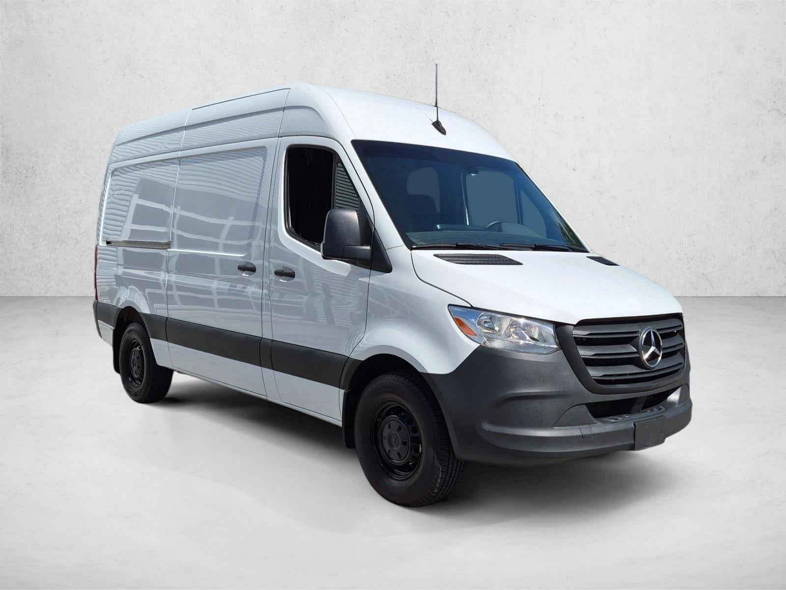 2024 Mercedes-Benz Sprinter Cargo Van 2500 Standard Roof I4 Diesel 144" RWD