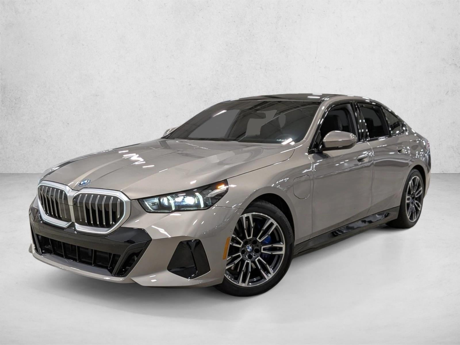 2026 BMW 550e xDrive Sedan