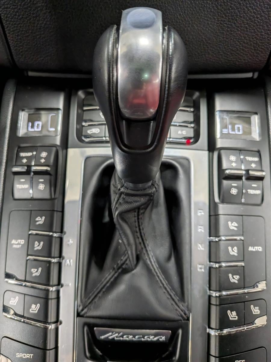 2018 Porsche Macan AWD