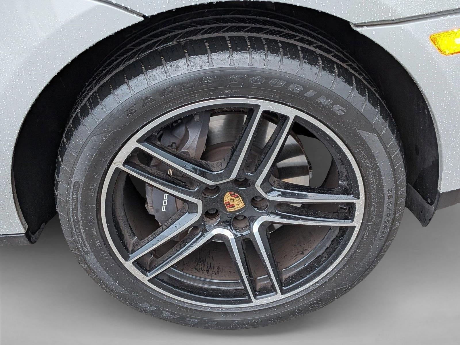 2021 Porsche Macan AWD