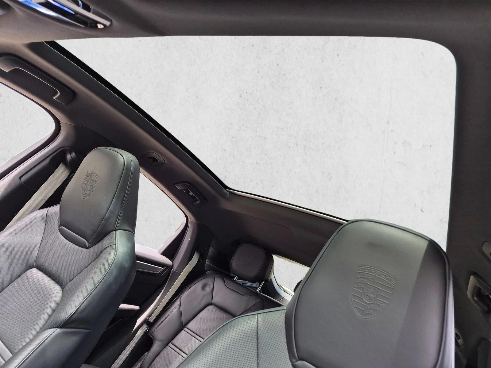 2023 Porsche Cayenne Platinum Edition Coupe AWD