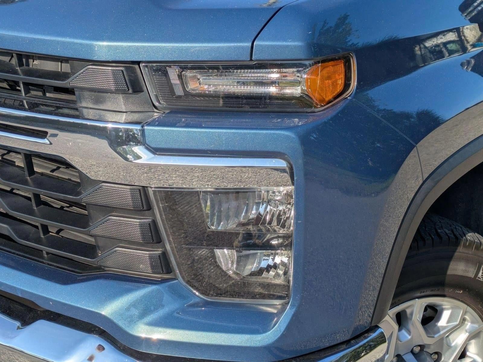 2025 Chevrolet Silverado 2500 HD Crew Cab Standard Box 4-Wheel Drive LT