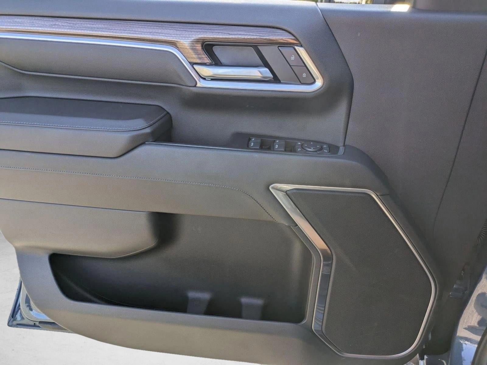 2025 Chevrolet Silverado 2500 HD Crew Cab Standard Box 4-Wheel Drive LT