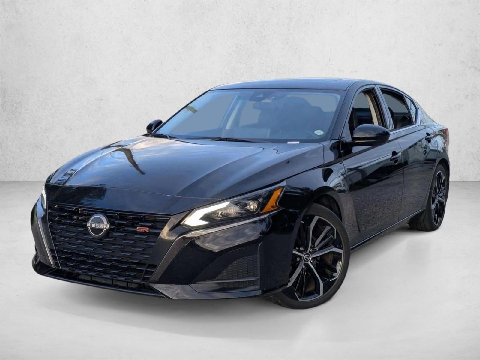 2023 Nissan Altima 2.5 SR Sedan
