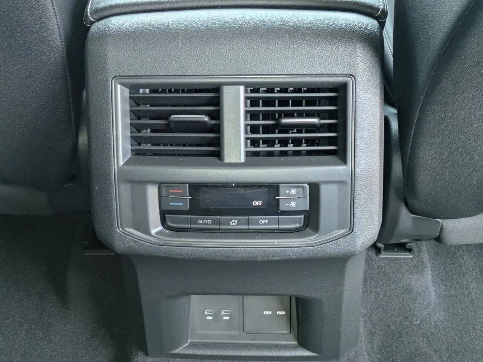 2021 Volkswagen Atlas 2021.5 3.6L V6 SE w/Technology R-Line 4MOTION