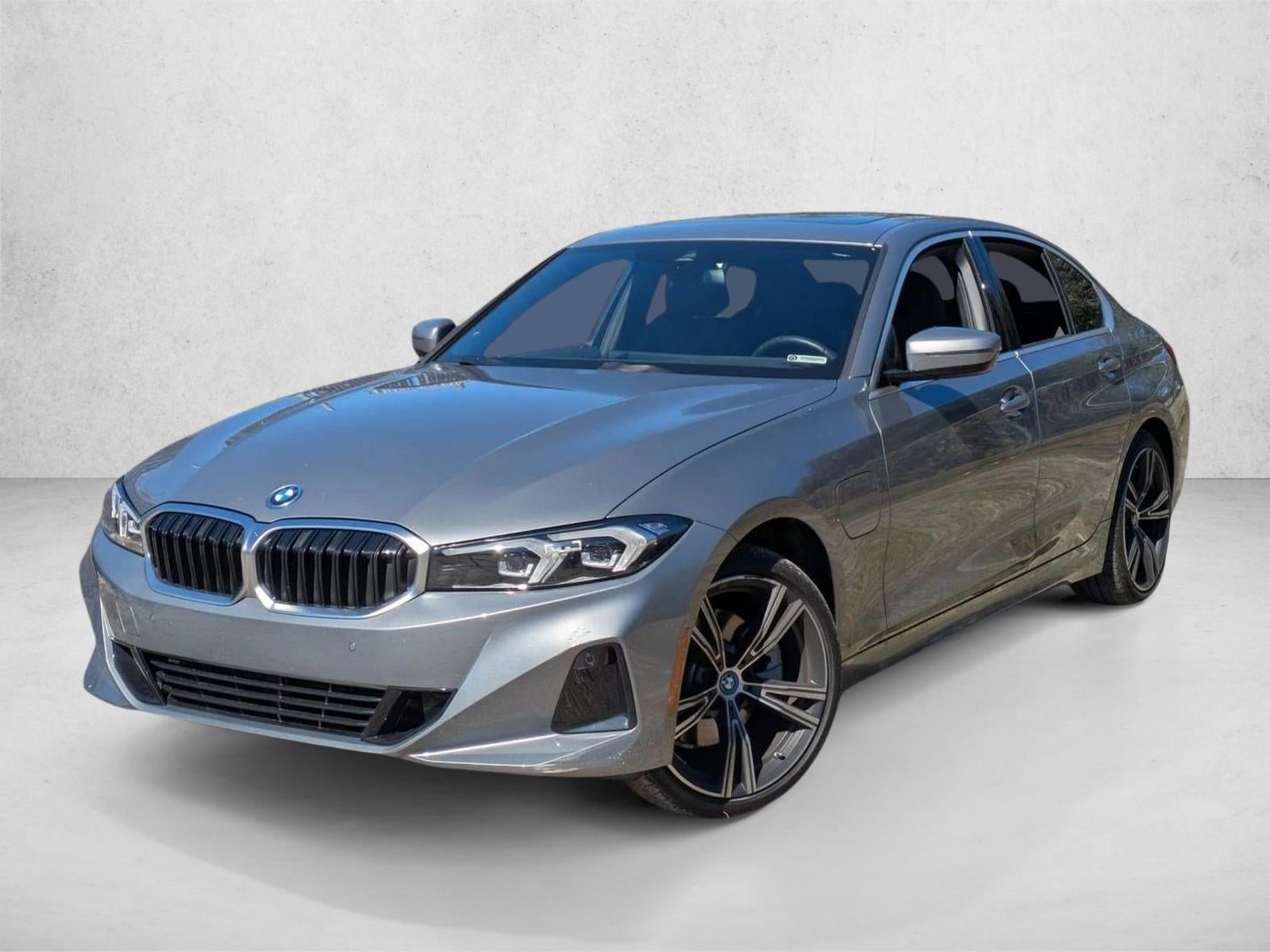 2024 BMW 330e xDrive Plug-In Hybrid