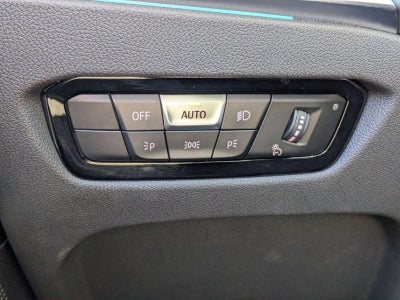 2024 BMW 330e xDrive Plug-In Hybrid