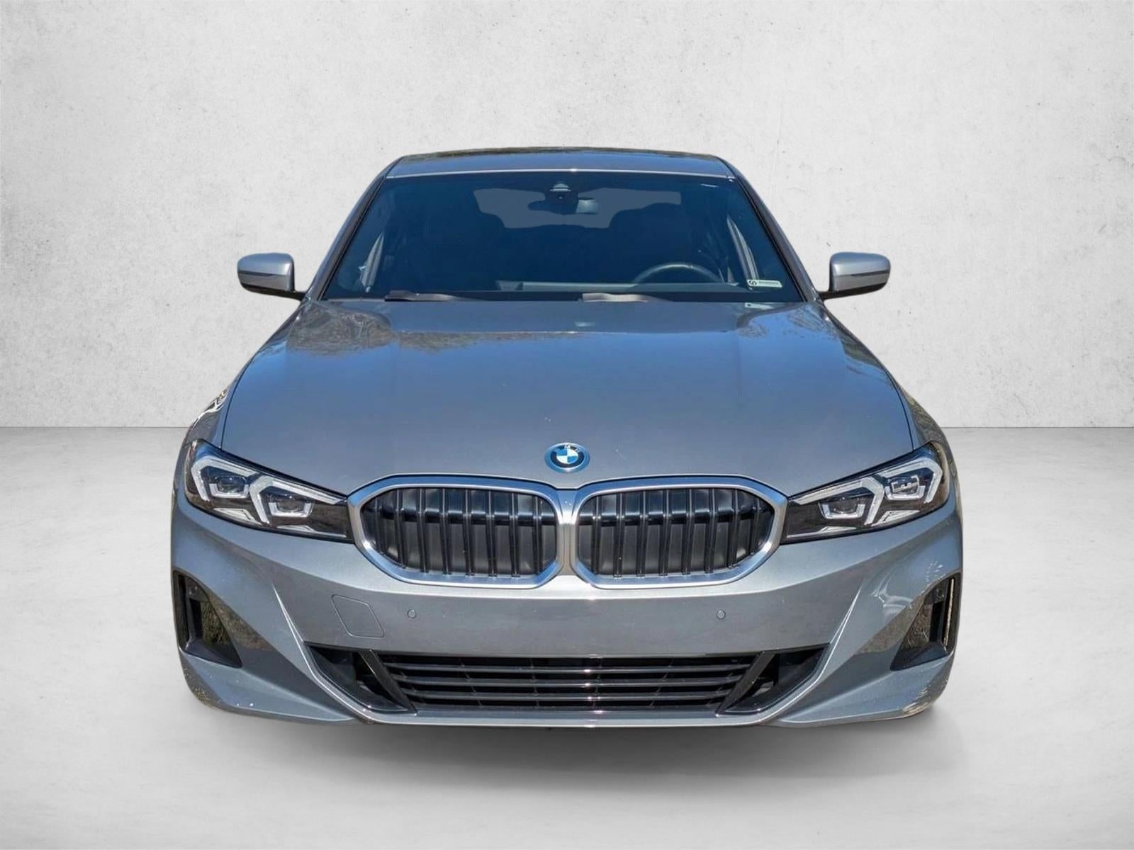 2024 BMW 330e xDrive Plug-In Hybrid