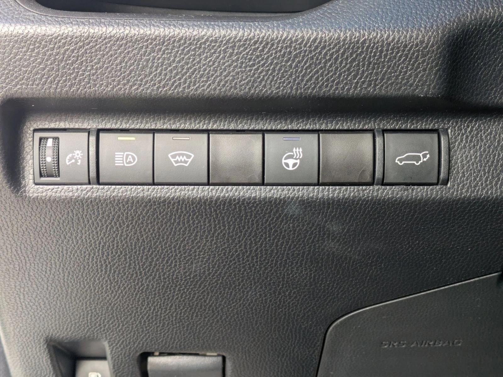 2024 Toyota RAV4 Hybrid XLE Premium AWD (Natl)