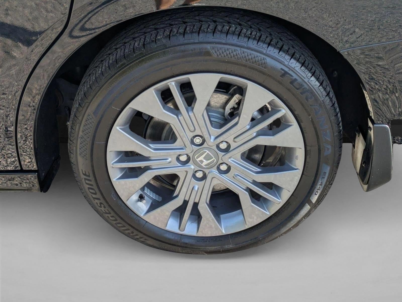 2025 Honda Odyssey Touring Auto