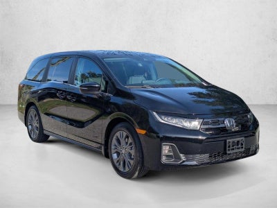 2025 Honda Odyssey Touring Auto