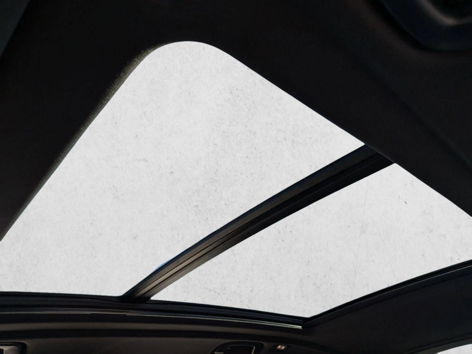 2025 BMW X5 xDrive50e Plug-In Hybrid