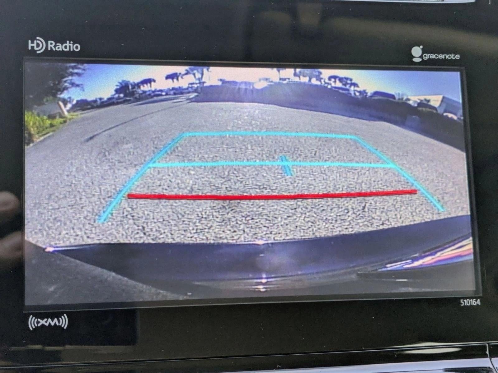 2017 Toyota Prius v Four (Natl)