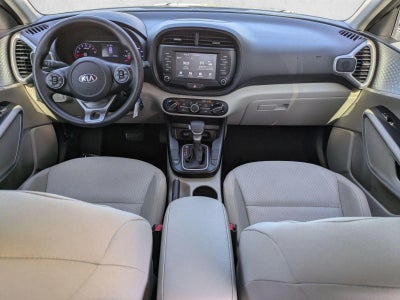 2020 Kia Soul LX IVT