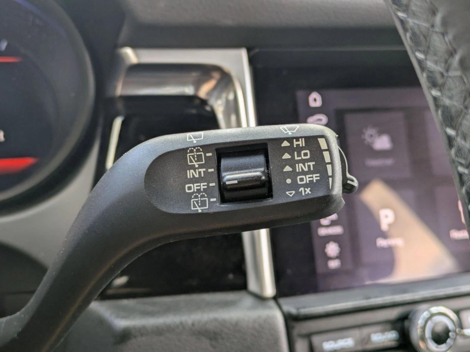 2021 Porsche Macan AWD