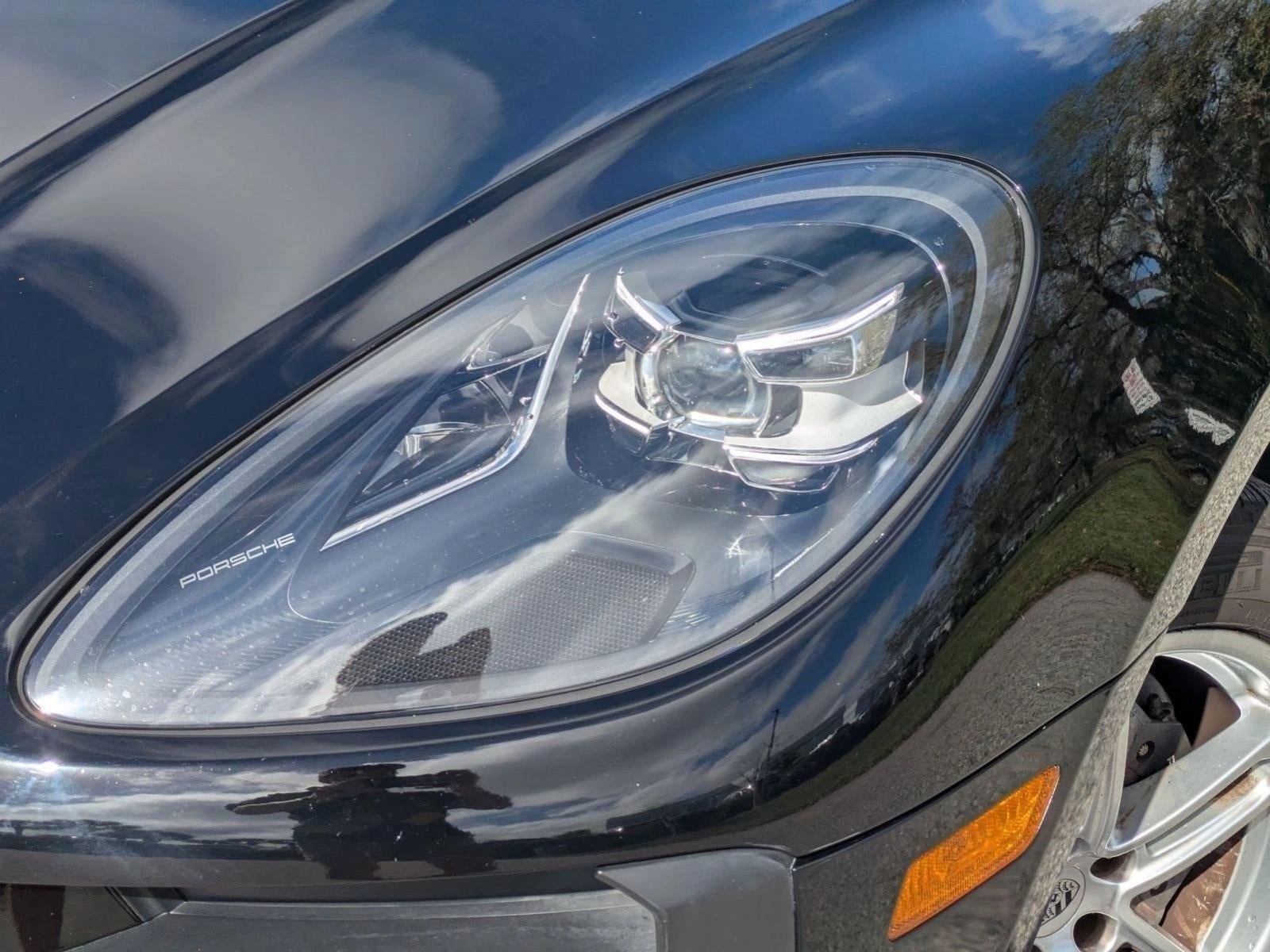 2021 Porsche Macan AWD