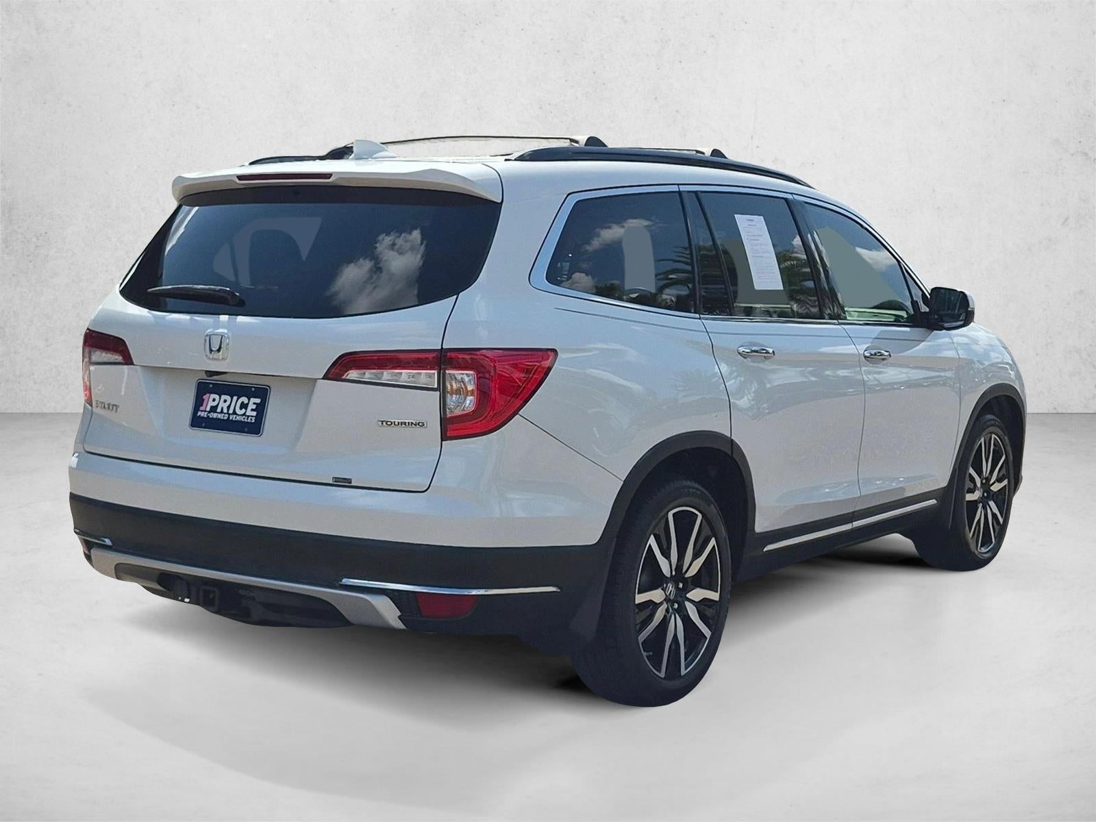 2022 Honda Pilot Touring 7-Passenger 2WD