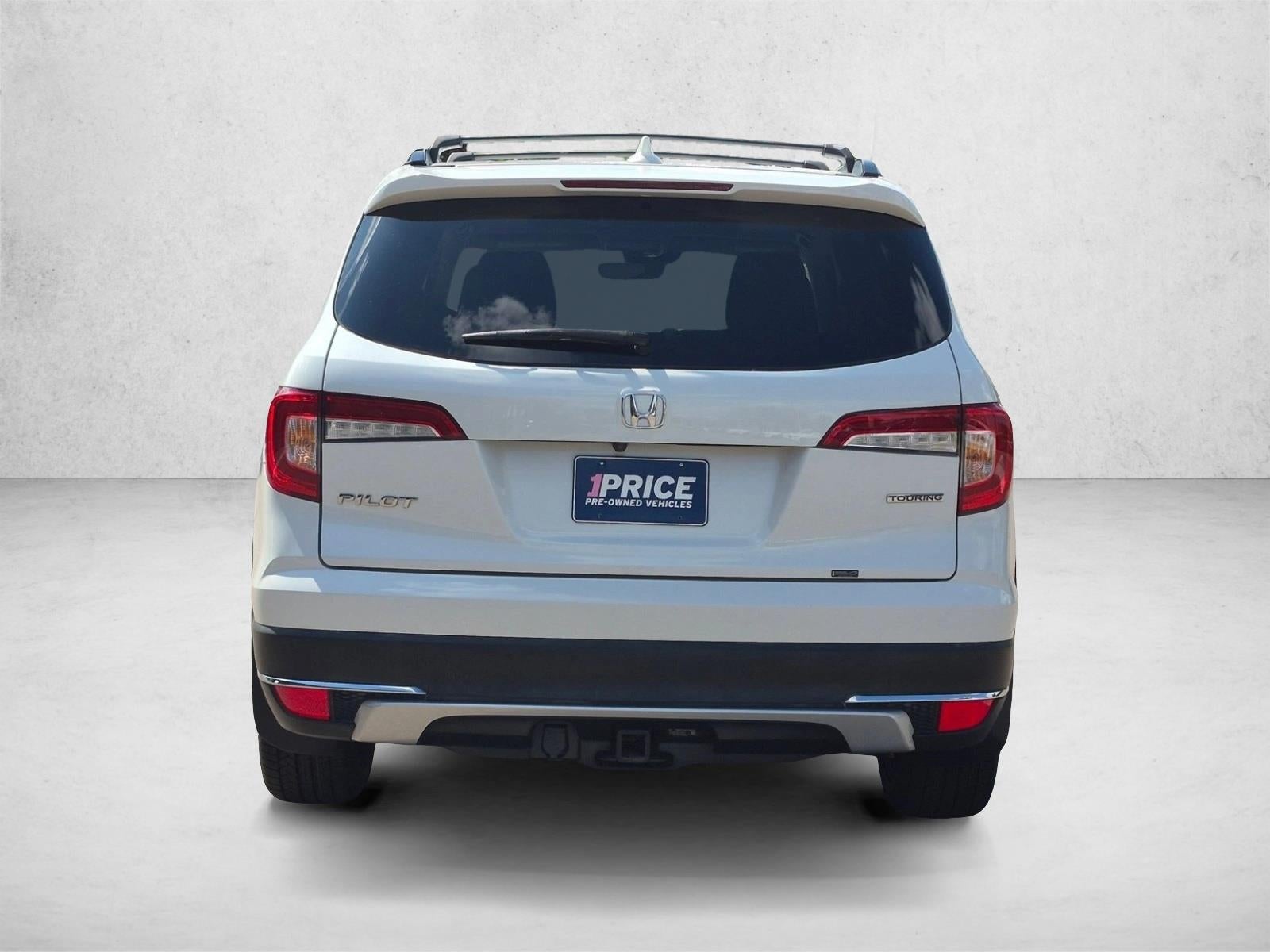 2022 Honda Pilot Touring 7-Passenger 2WD
