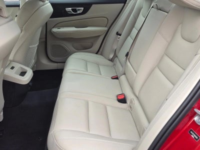 2024 Volvo S60 B5 FWD Plus Dark Theme