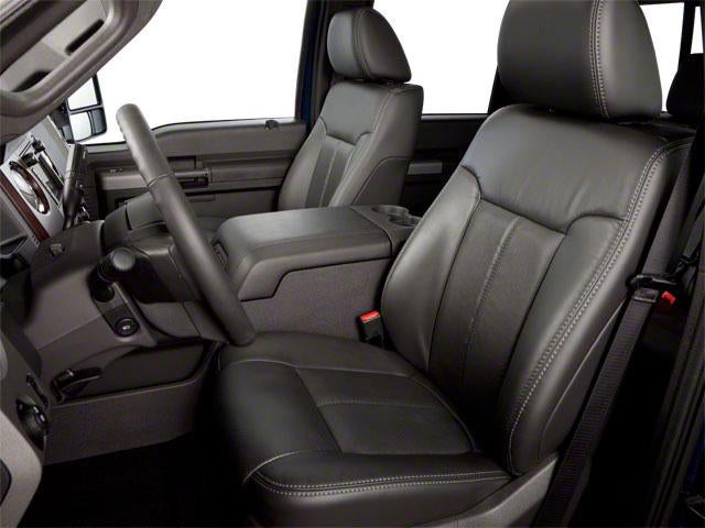 2013 Ford Super Duty F-250 SRW 2WD Crew Cab 6-3/4 Ft Box Lariat