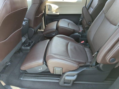 2021 Toyota Sienna Platinum FWD 7-Passenger (Natl)