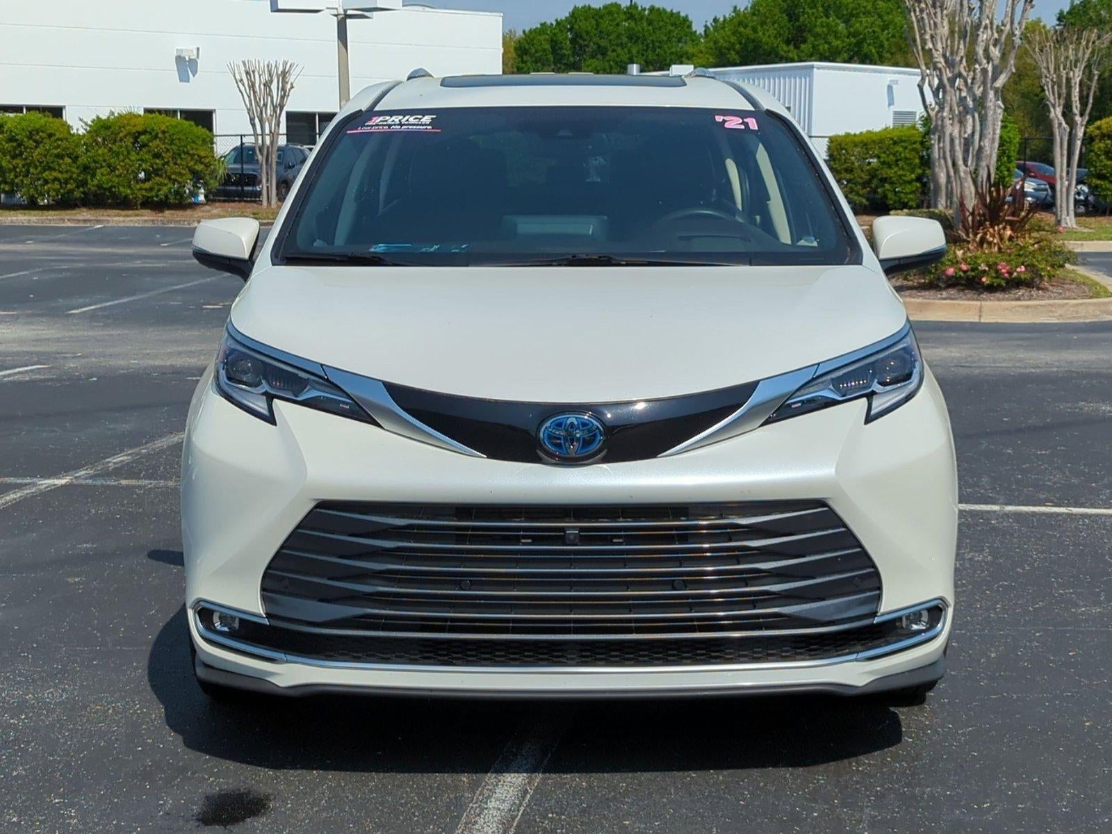 2021 Toyota Sienna Platinum FWD 7-Passenger (Natl)