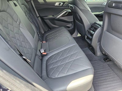 2025 BMW X6 xDrive40i Sports Activity Coupe