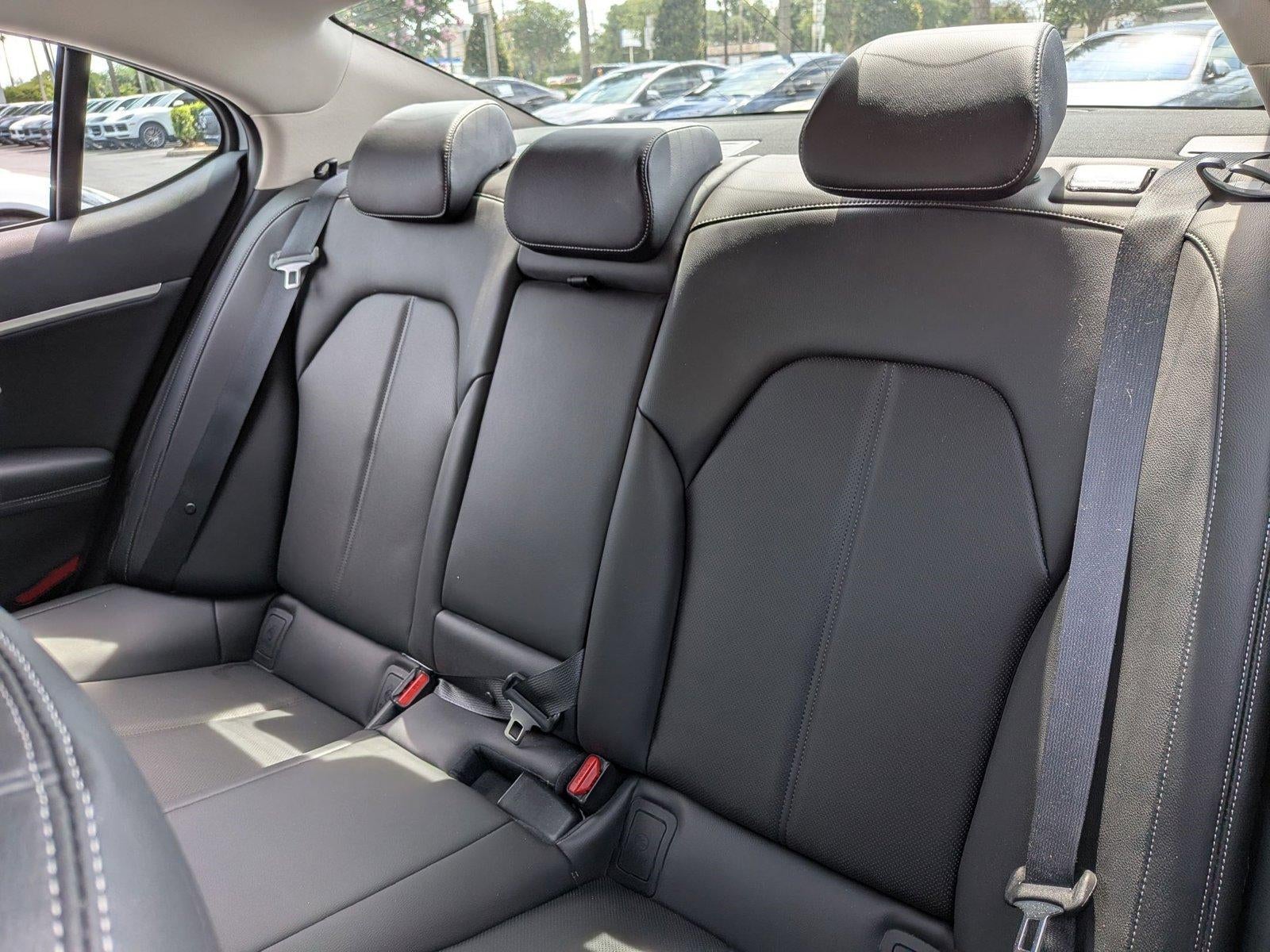 2023 Genesis G70 2.0T RWD