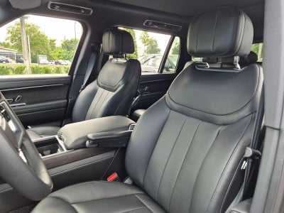 2026 Land Rover Range Rover P530 SE LWB 7 Seat