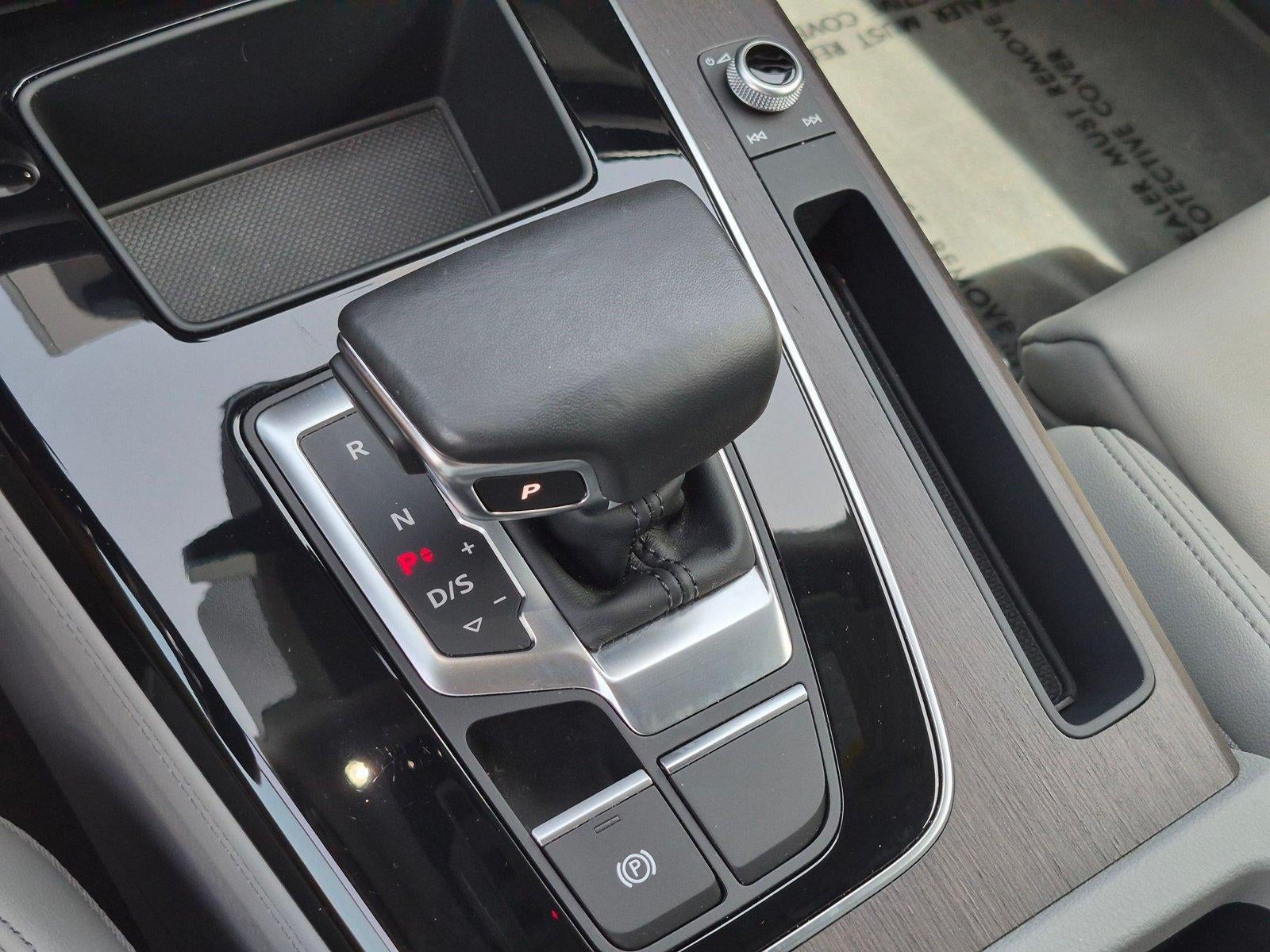 2023 Audi Q5 S line Prestige 45 TFSI quattro
