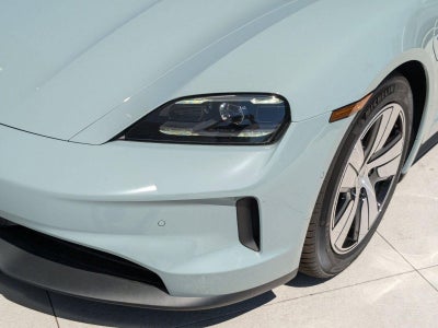 2025 Porsche Taycan RWD