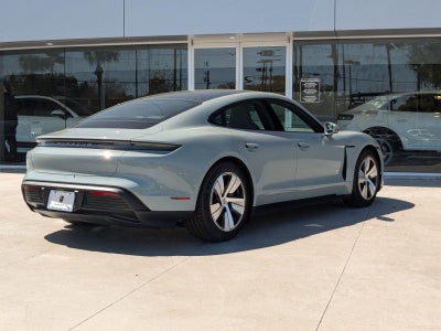 2025 Porsche Taycan RWD
