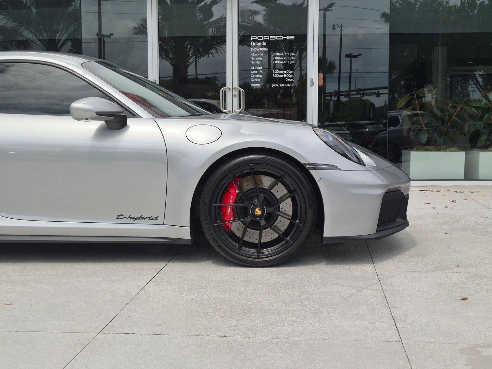2026 Porsche 911 Carrera GTS Coupe
