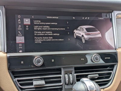 2024 Porsche Macan AWD